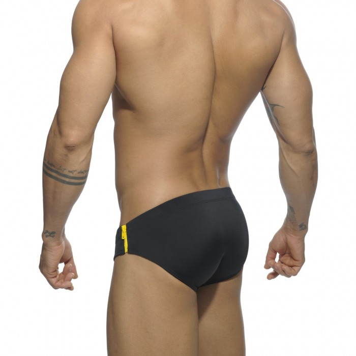 ADS120 ZIPPER LATERAL DETAIL BRIEF