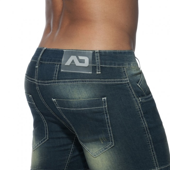 AD803 SQUAT SHORT JEANS