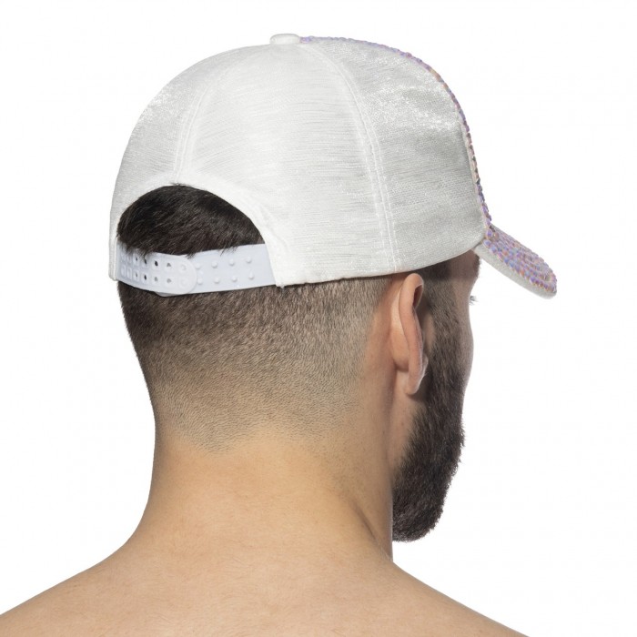 DIAMONDS CAP