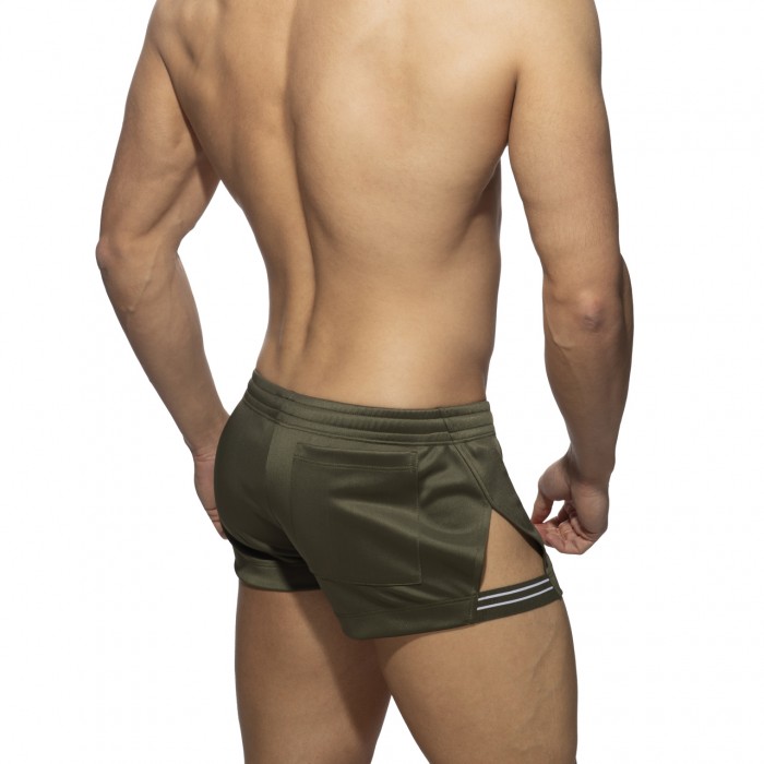 SIDE STRIPE SHORT