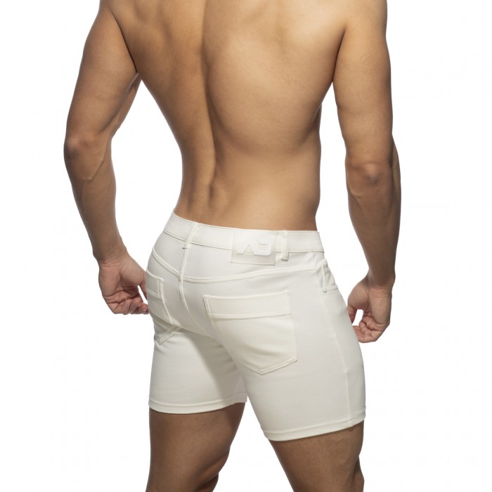 SVELTE SHORTS