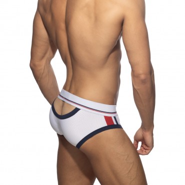 OPEN SPORT MESH BRIEF